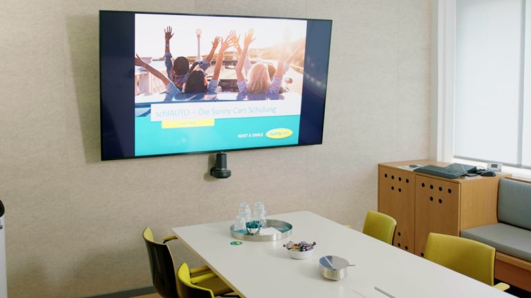 Einer der Meetingräume bei Sunny Cars